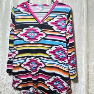 Women’s Aztec Top 3/4 sleeve
 No tags guessing it’s a medium or Large
